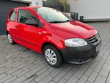 Volkswagen Fox Basis* NEU MOTOR BEI 102 TKM ! - rote Volkswagen Fox