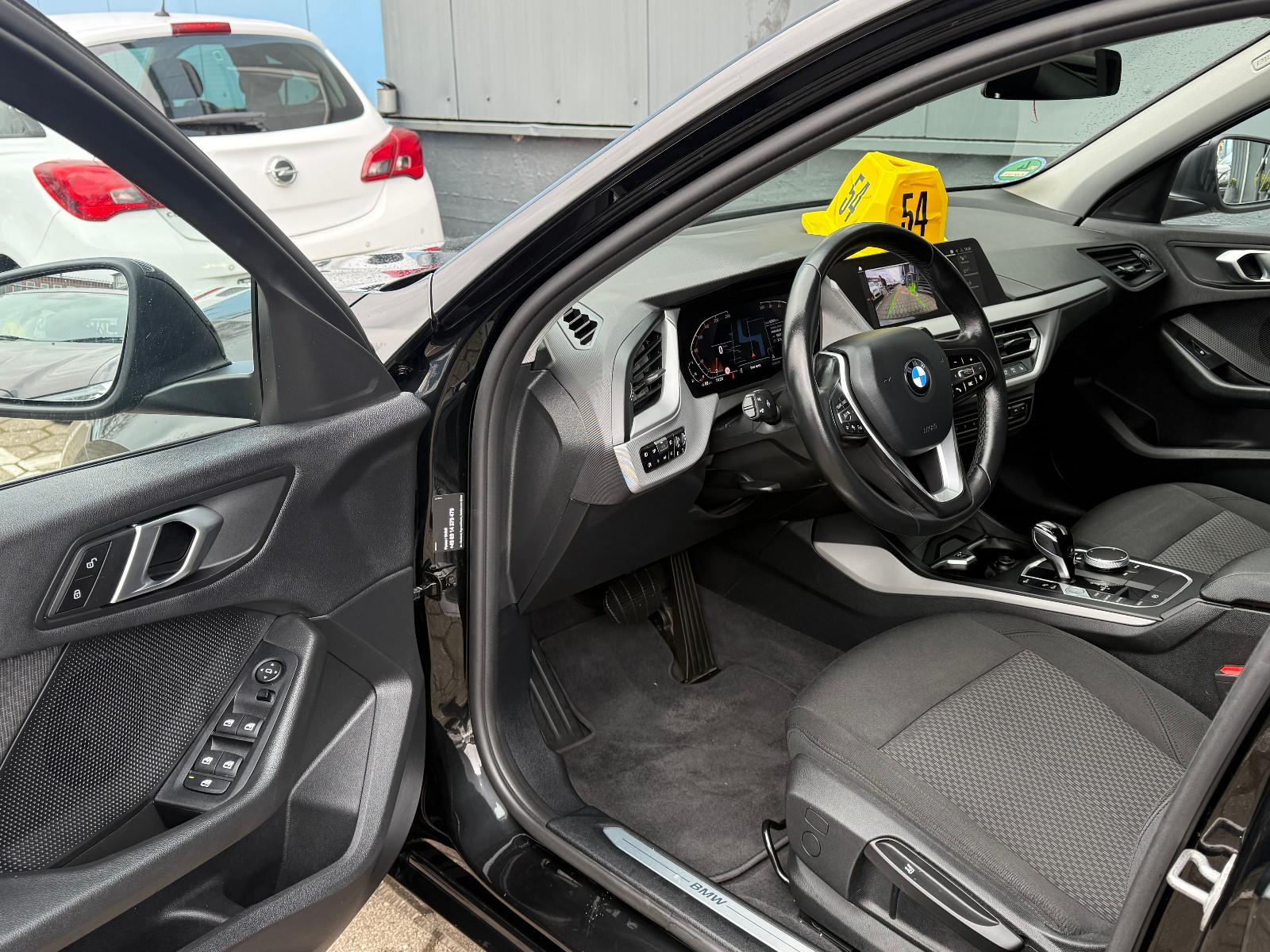 BMW 118 i Sport Line, миниатюра 10