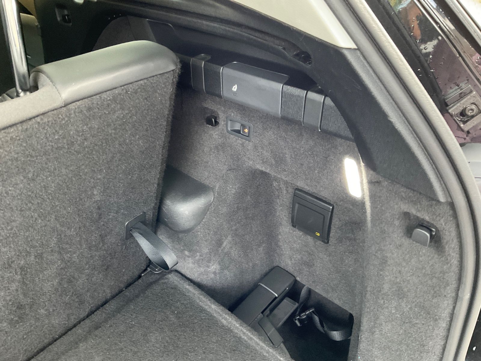 Fahrzeugabbildung Volkswagen Tayron 2.0 TDI 4M,AHK,Navi,Kamera,7-Sitzer,IQ