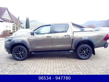 Toyota Hilux - 5