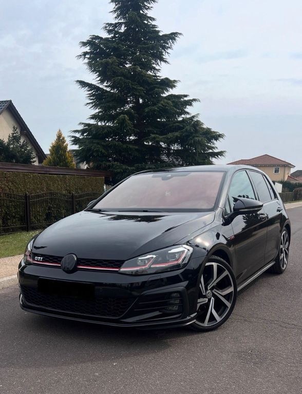 Image of Volkswagen Golf