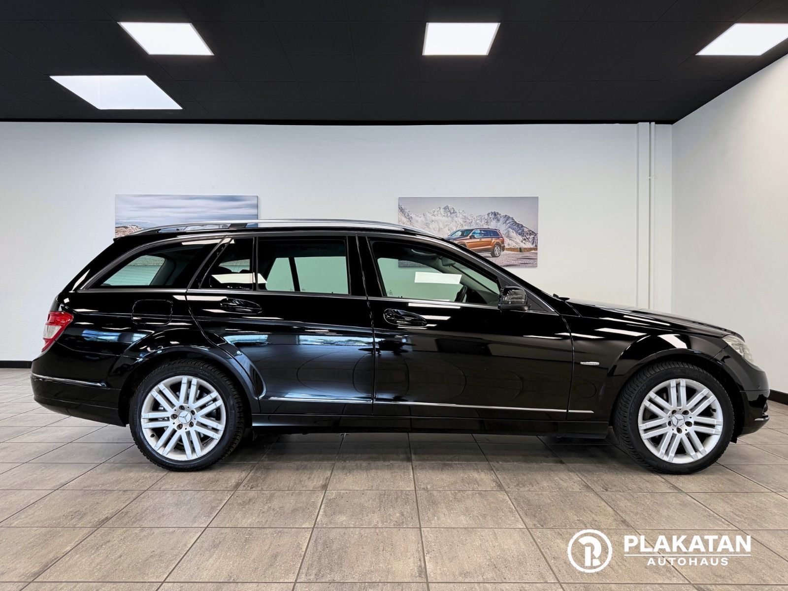 Fahrzeugabbildung Mercedes-Benz C 200 Kompressor Navi, Parksensoren, Service Neu