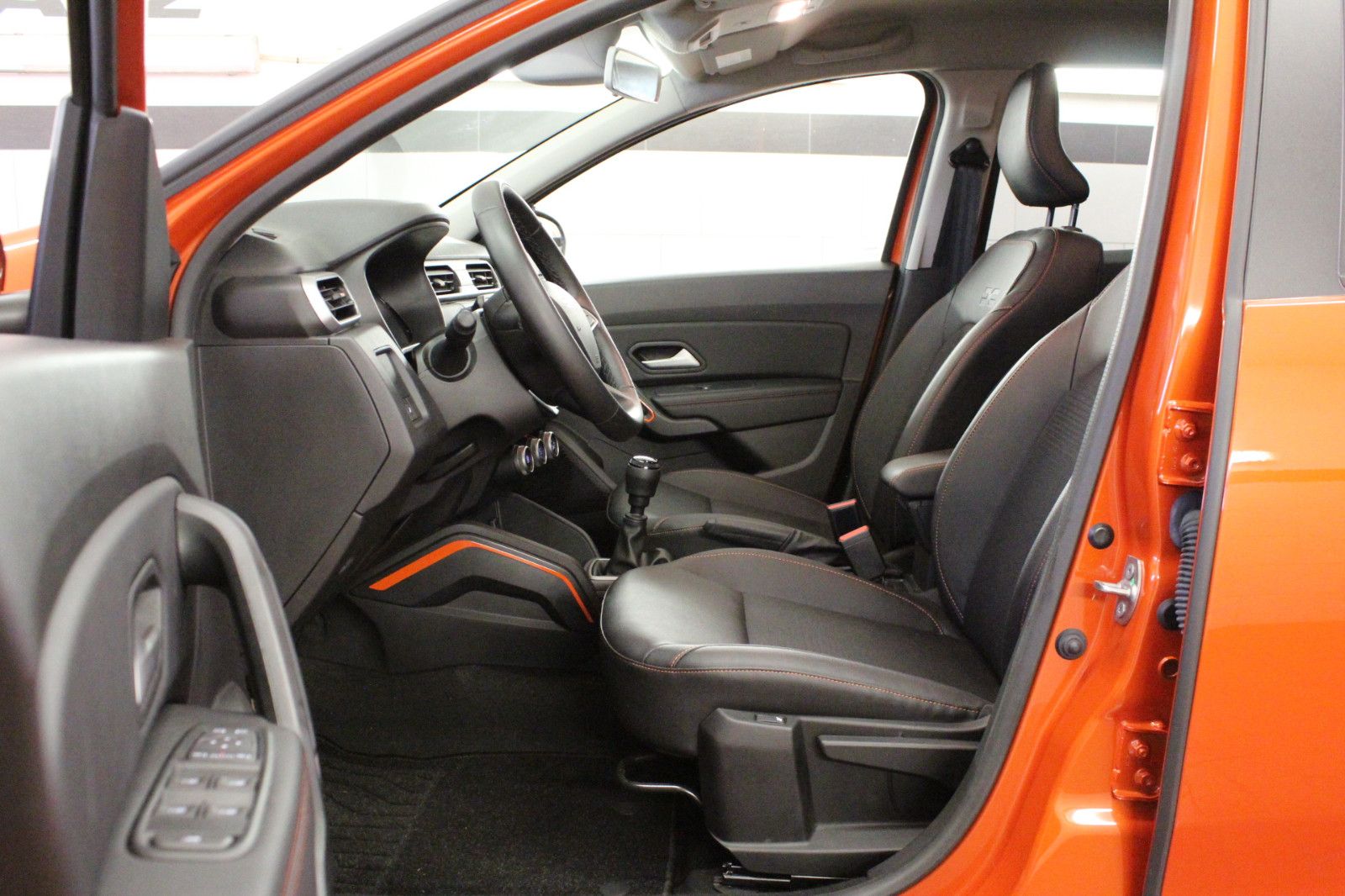 Fahrzeugabbildung Dacia Duster TCe 100 ECO-G Extreme *Sitzheizung*Allwet