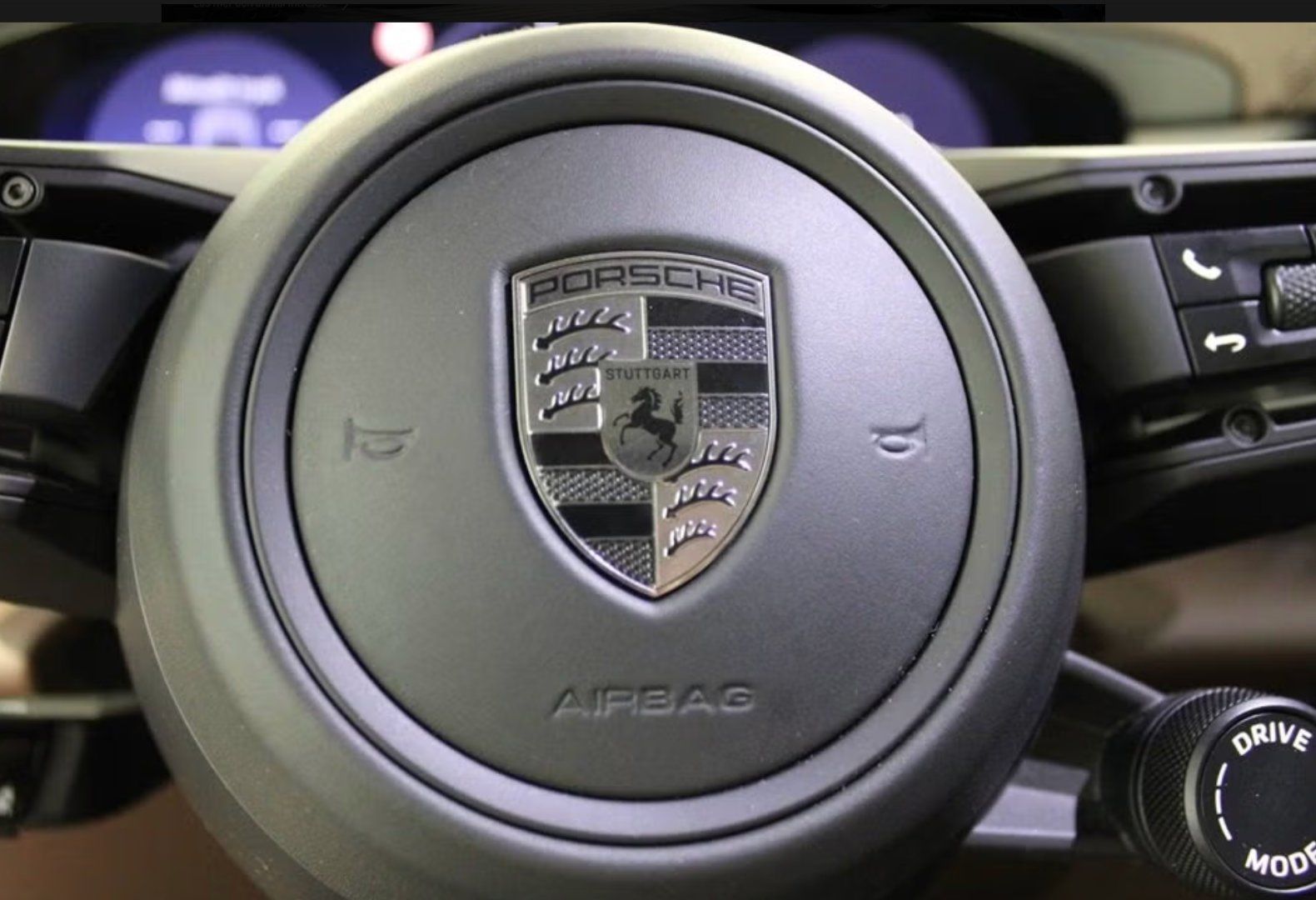 Porsche Macan Electric Turbo foto 17