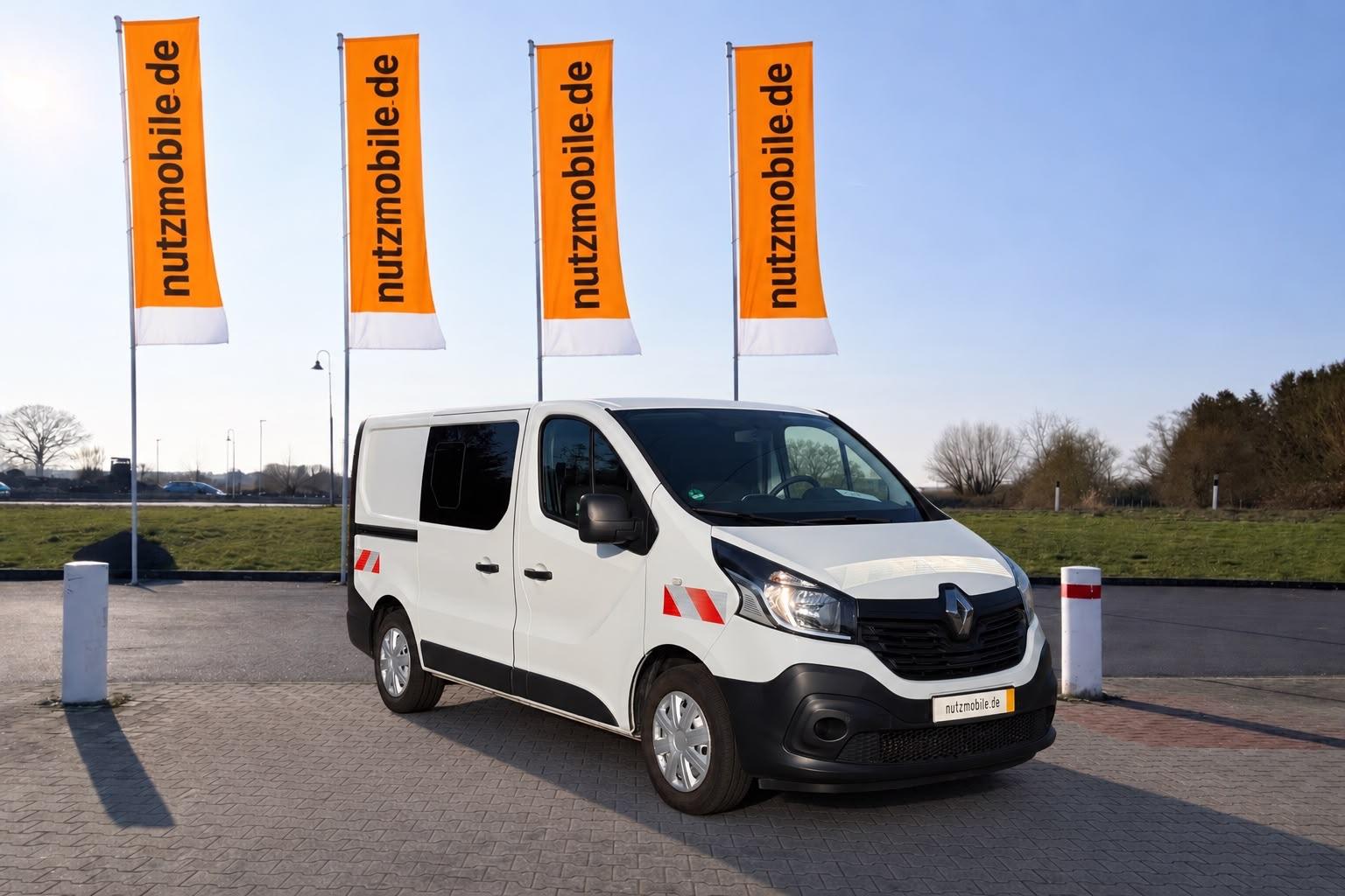 Renault Trafic Büroausbau Camping  Standheizung