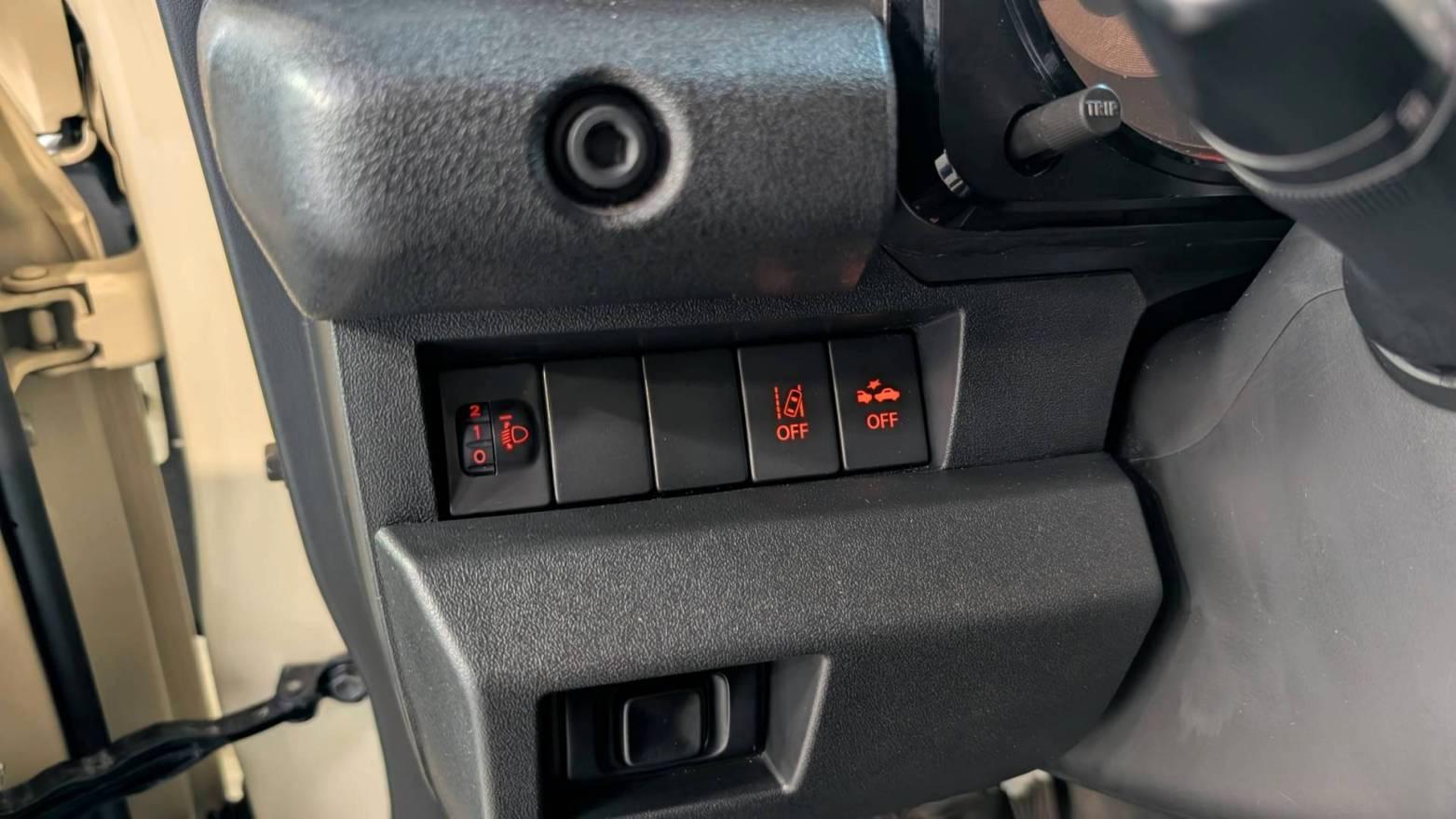 Suzuki Jimny 1,5 NFZ Comfort/WKR/SHZ/KLIMA/AHK/, миниатюра 20