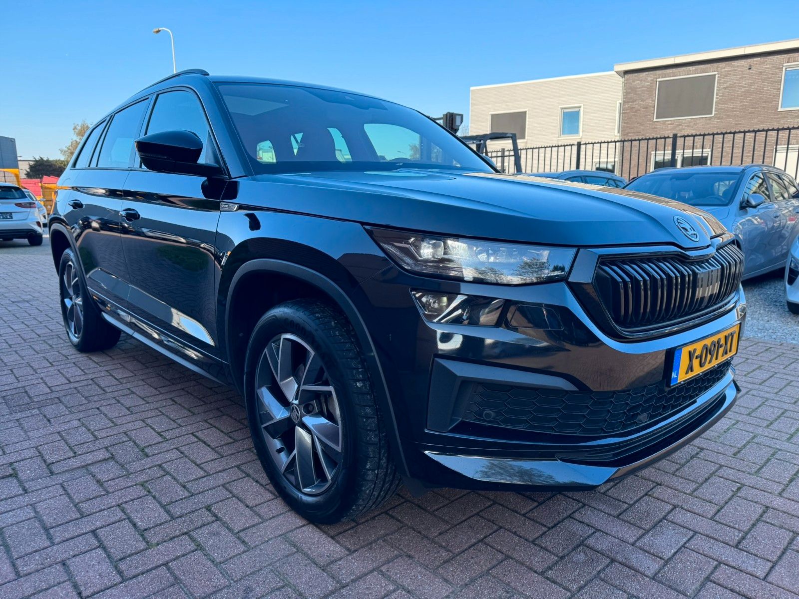 Skoda Kodiaq 7 ZITSER 1.5 TSI SPORTLINE, PANO, LEDER A imagem 3