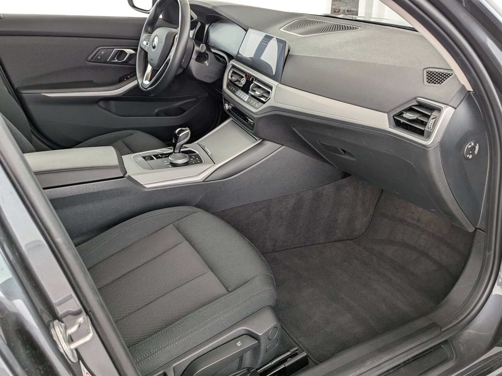 BMW 320 d Mild Hybrid xDrive Advantage LED+NAVI+SHZ+ foto 13