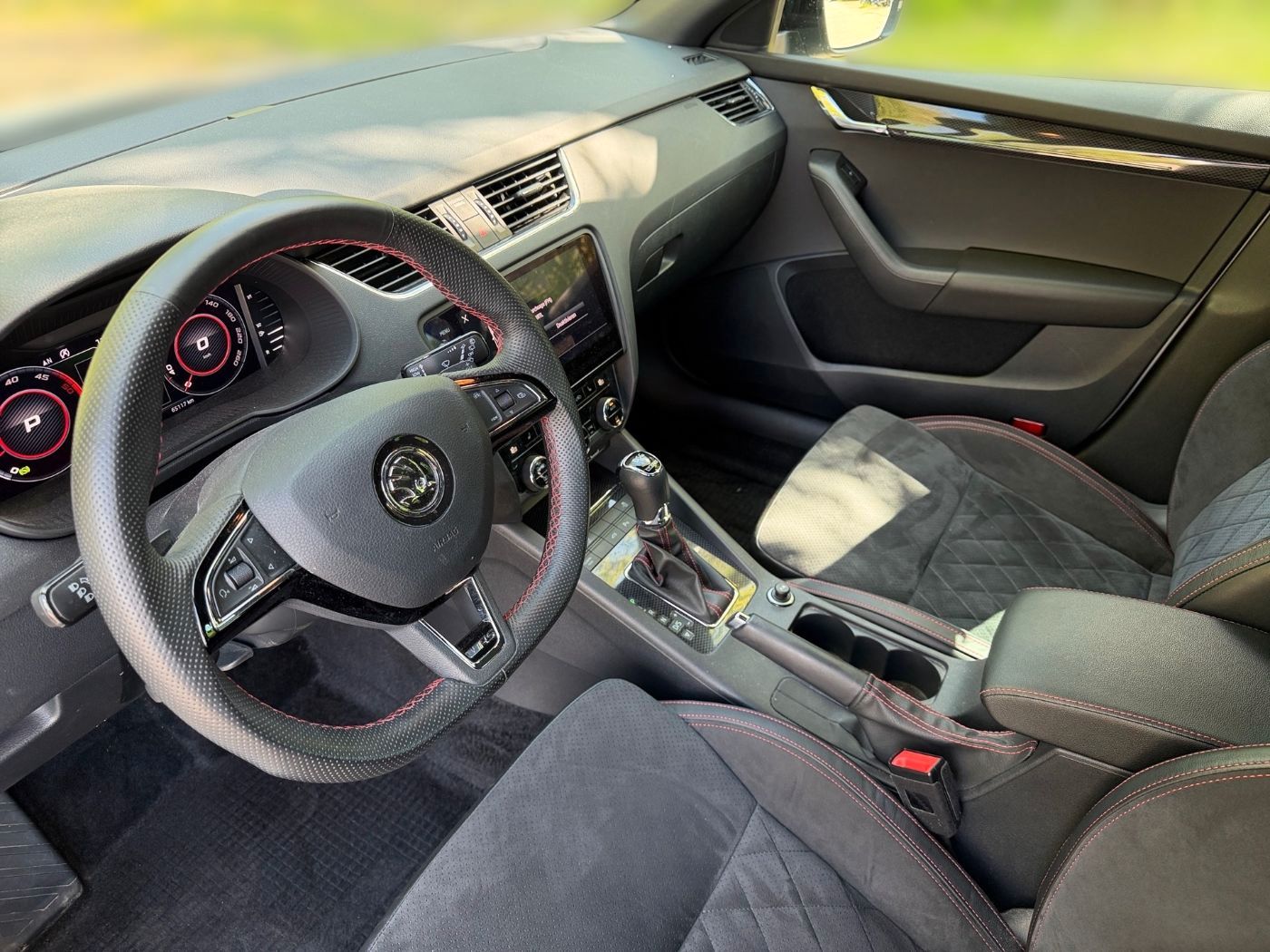 Skoda Octavia Combi RS 60 2,0 TDI 4x4 LM Navi Kam. ACC foto 7