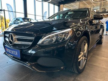 Mercedes-Benz C 180 *TÜVSERVICE NEU*TEMPO*NAV*LED*SZHZ*
