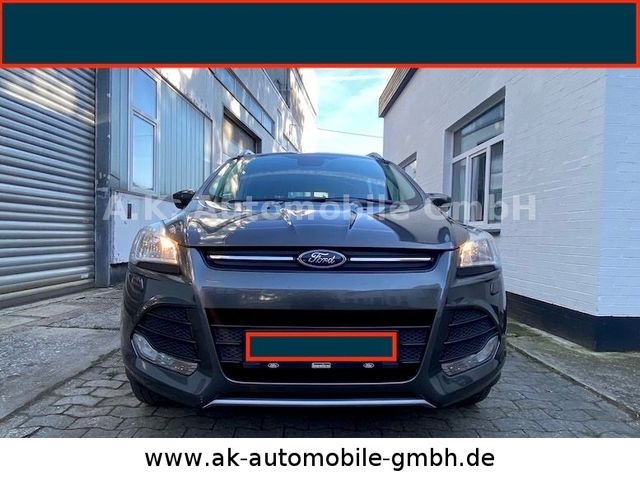 Ford Kuga Sync Edition 2,0 TDCi Aut.Navi+Klima+AHK+LM