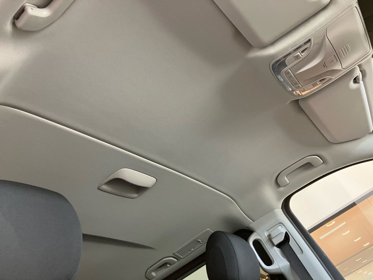 Fahrzeugabbildung Mercedes-Benz V 250 d STYLE Lang AHK LED Klima 8-Sitzer Standh
