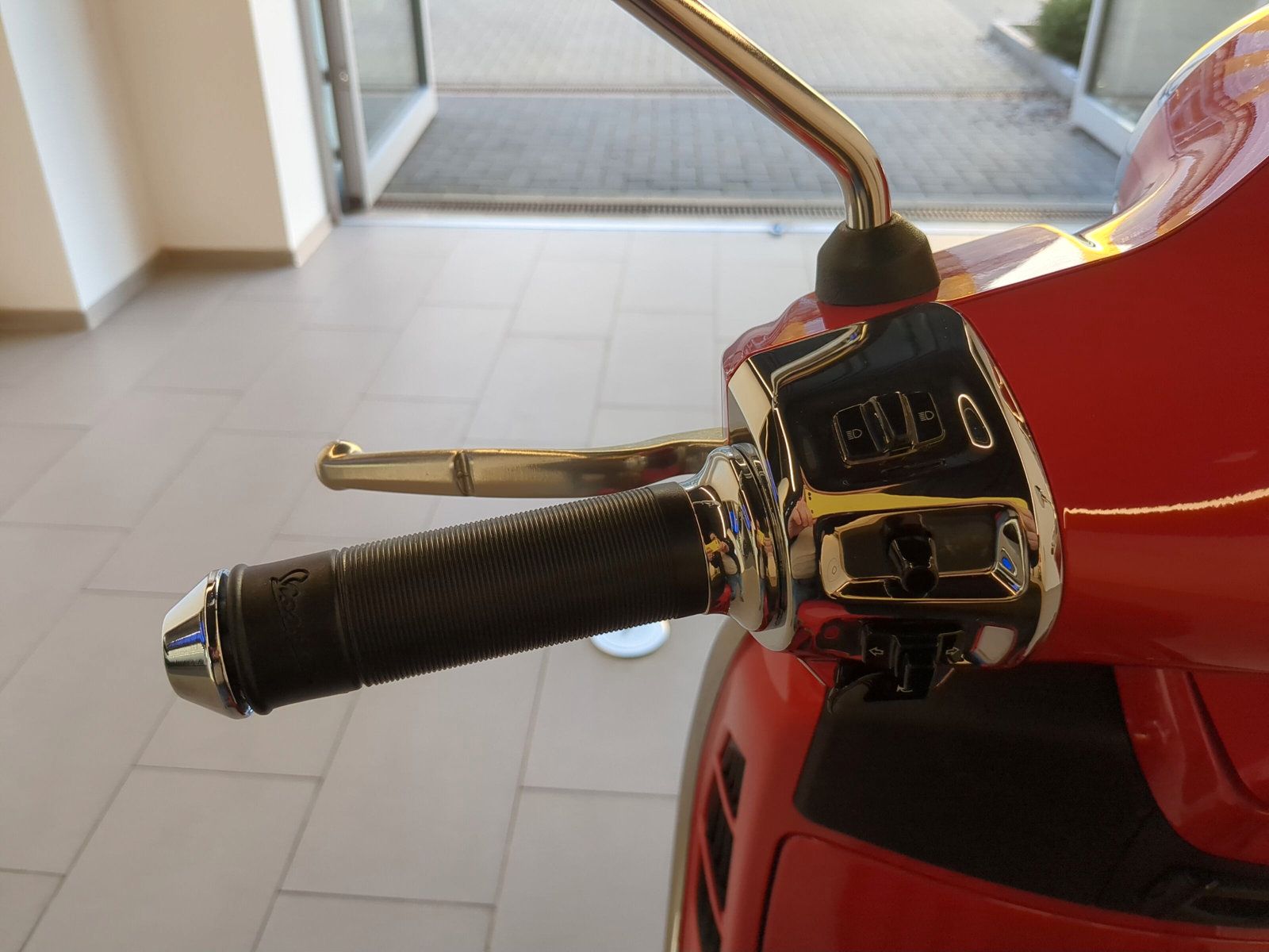 Fahrzeugabbildung Vespa GTS 310 SUPER ROSSO CORAGGIOSO