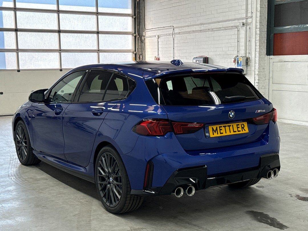 BMW M135 1-serie xDrive M Sportpaket Pro|New|Laser imagem 3