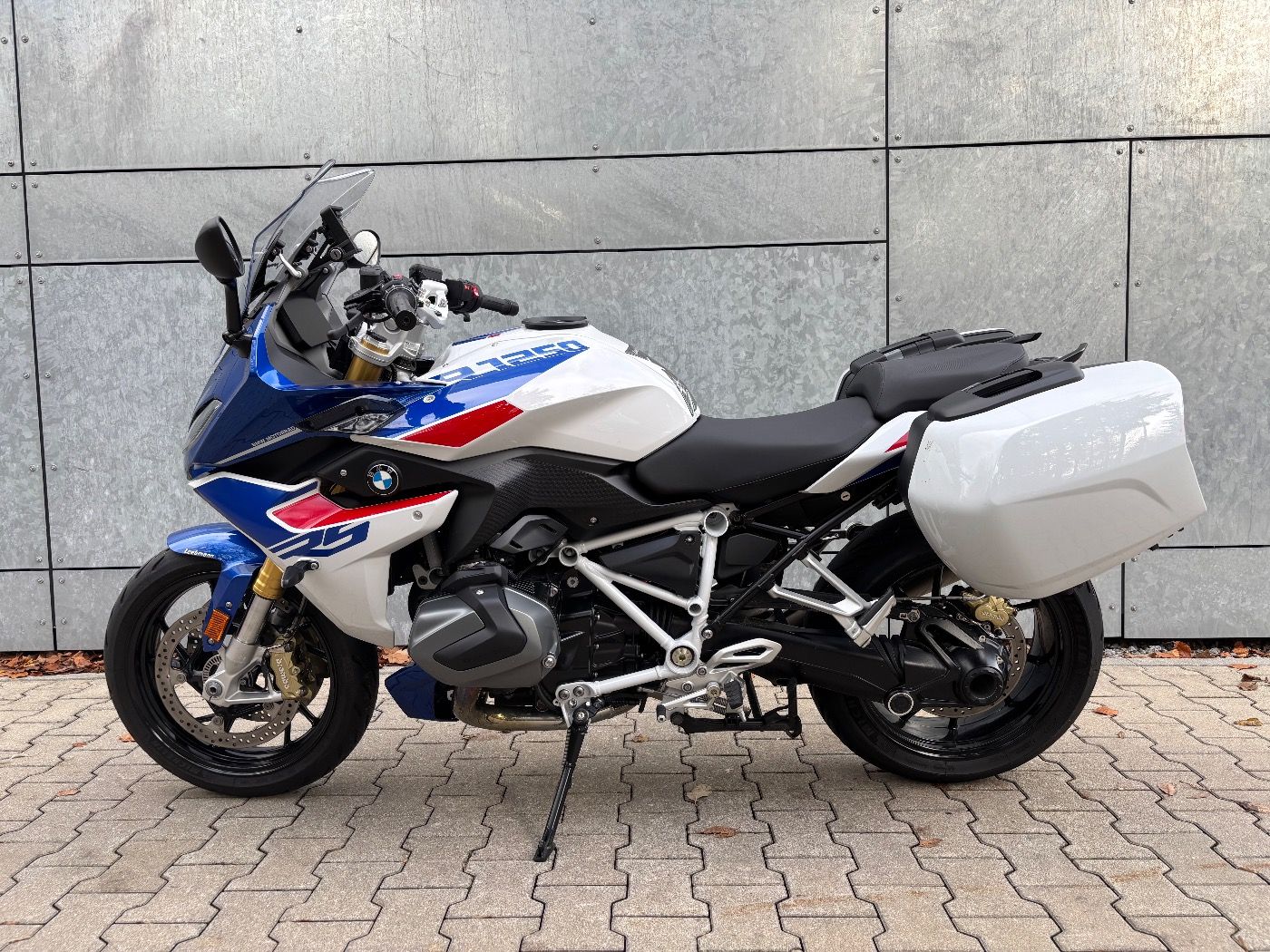 Fahrzeugabbildung BMW R 1250 RS Sport 3 Pakete Akrapovic Seitenkoffer