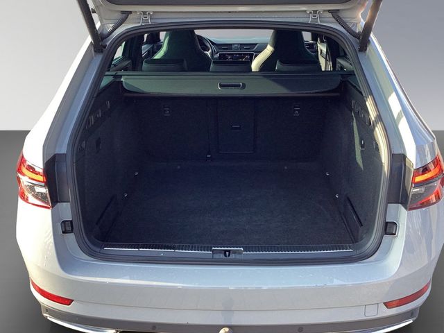 Superb Combi 2.0TDI DSG Sportline