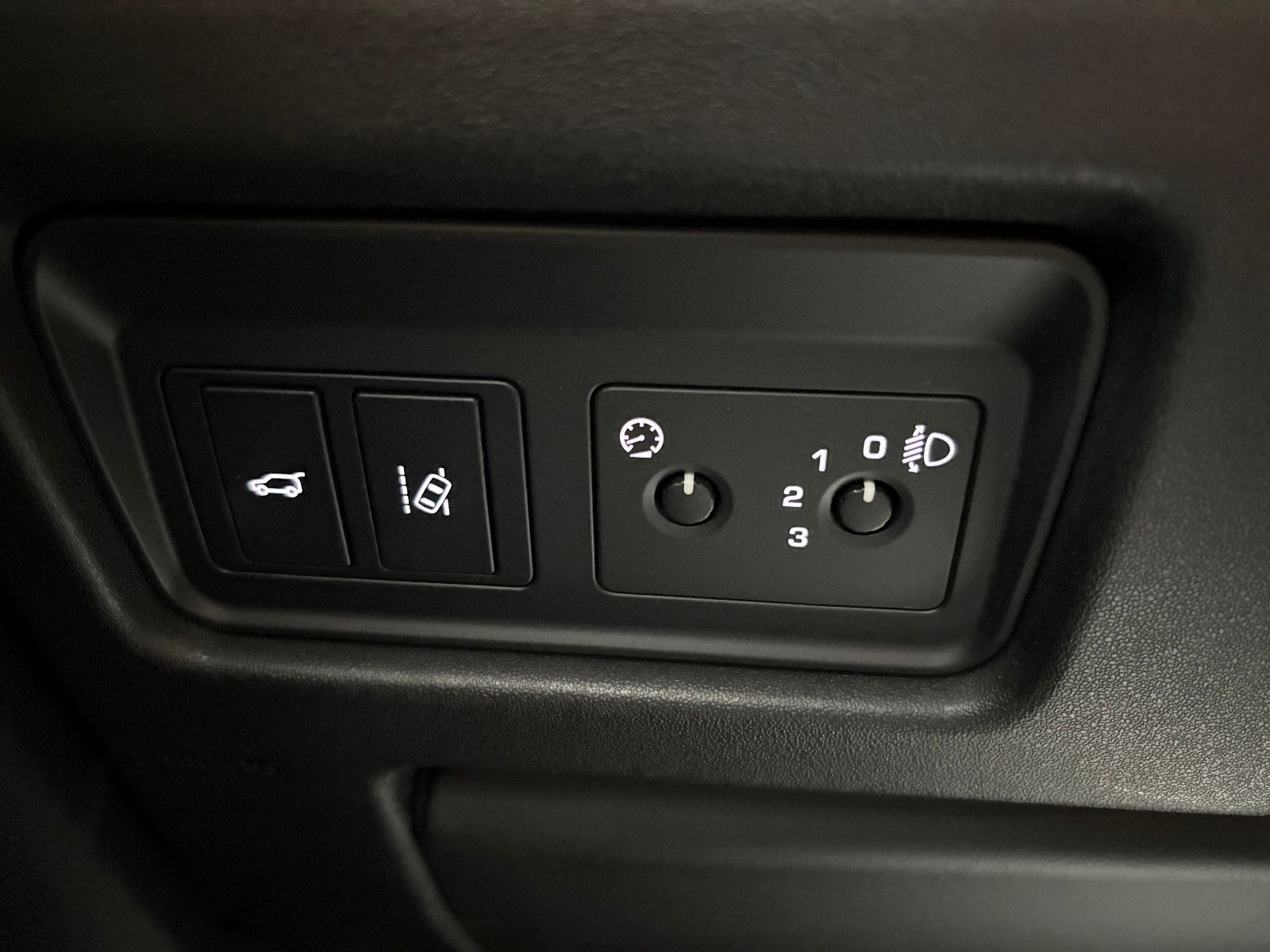 Fahrzeugabbildung Land Rover Discovery Sport Pure/PDC/SHZ/KLIMA/SPURHALTEASS.