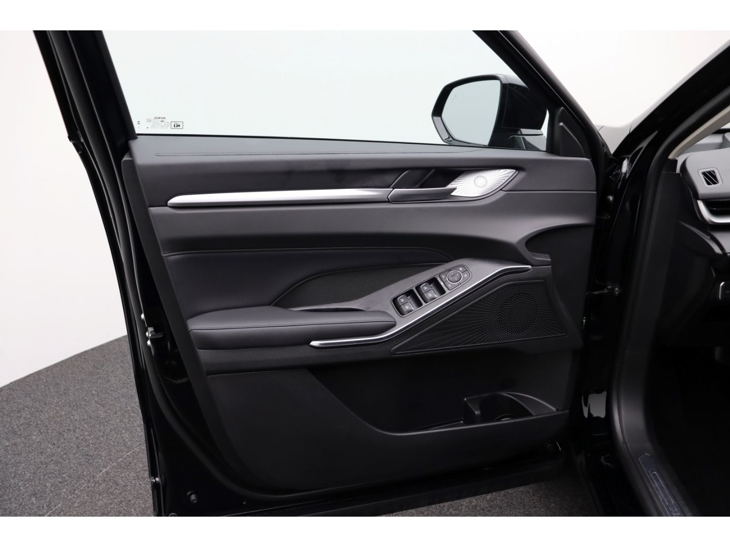 Fahrzeugabbildung GWM Haval H6 1.5 HEV FWD Luxury Pano ACC