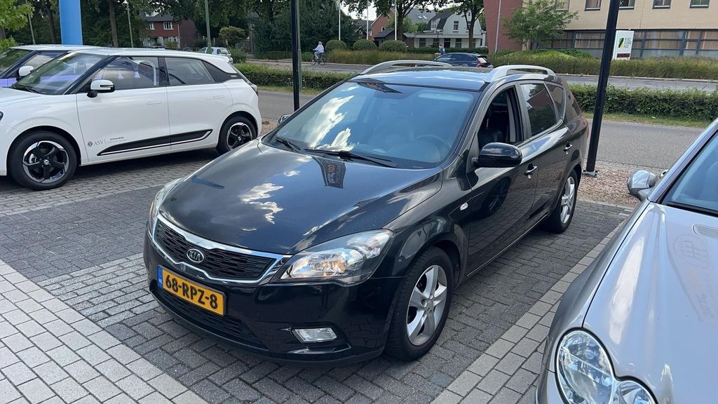 Kia cee'd / Ceed Sporty Wagon 1.4 CVVT Seven Leder n