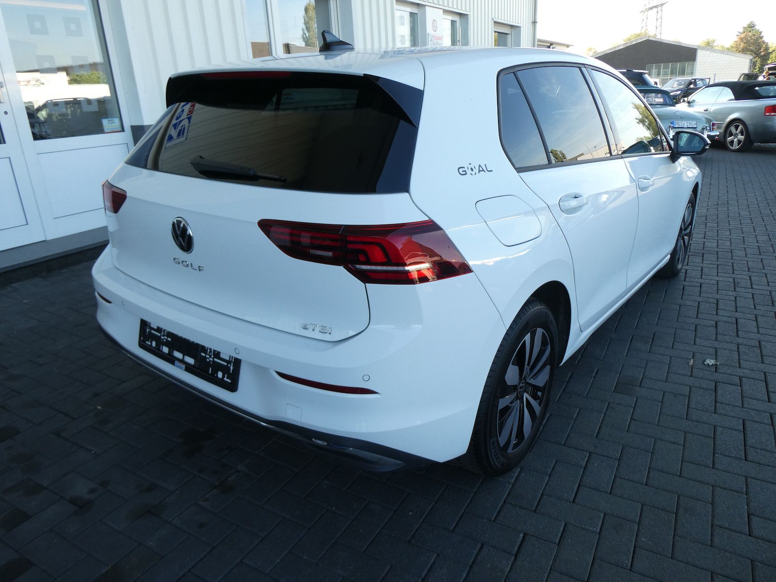 Volkswagen Golf VIII Lim. 1.5 eTSI 85 kW Goal foto 6