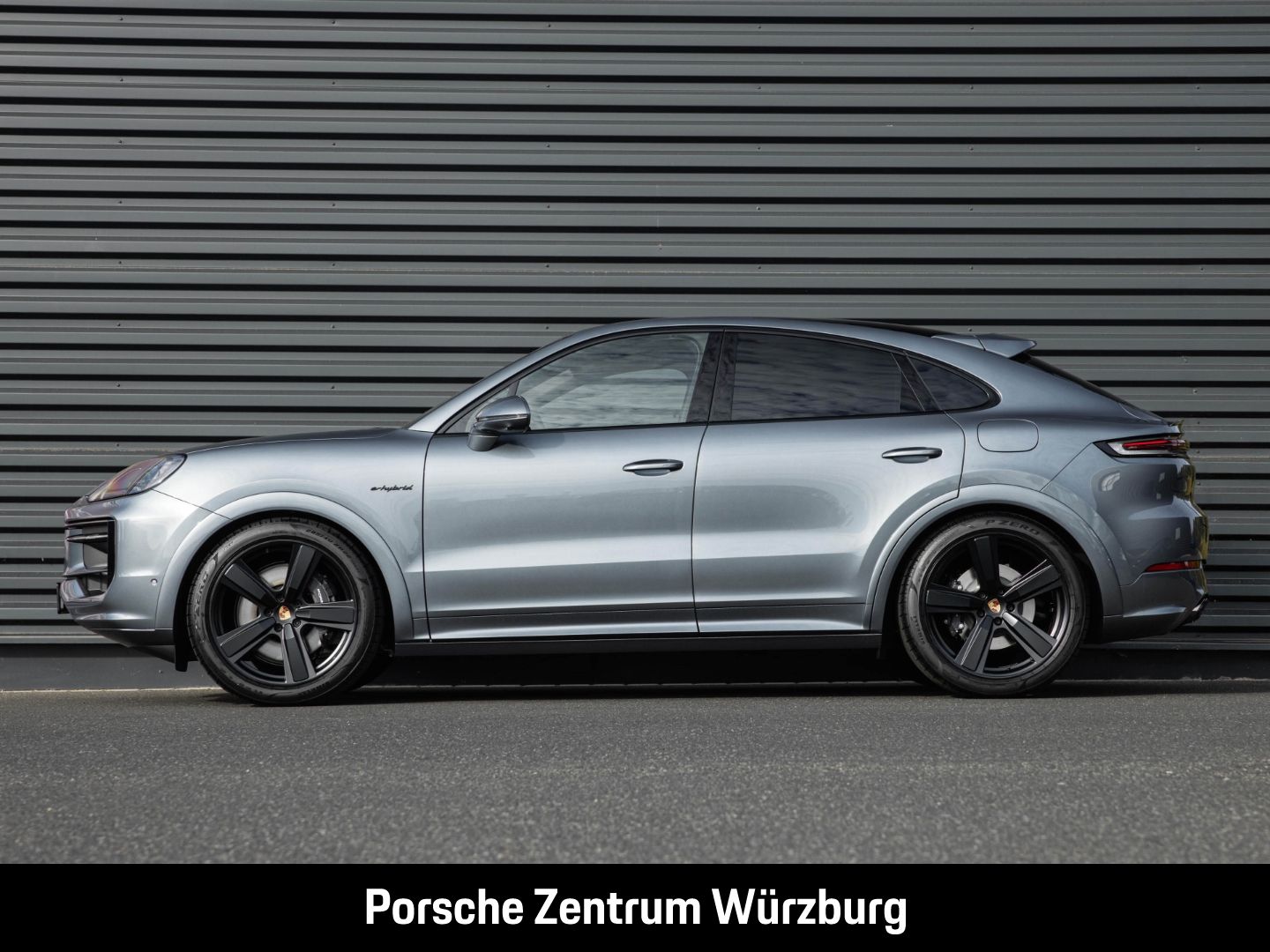 Porsche Cayenne E-Hybrid Coupe Black Edition InnoDrive imagem 2