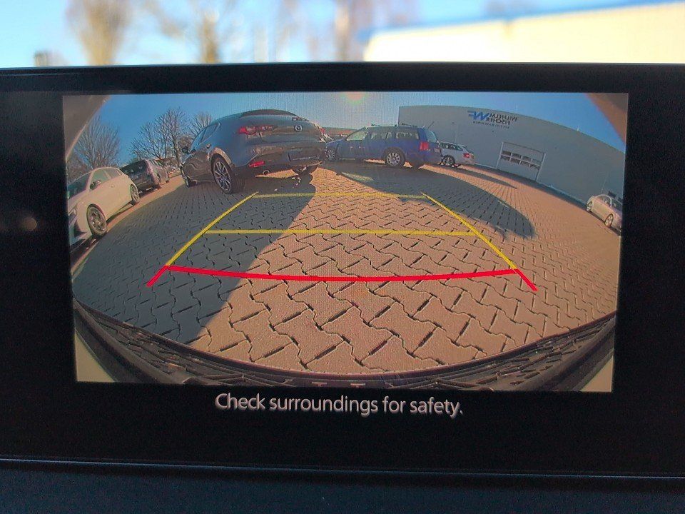 Fahrzeugabbildung Mazda 3 2.5L eSKY-G AT HOMURA NAV+360+HUD+MATRIX+SHZ++