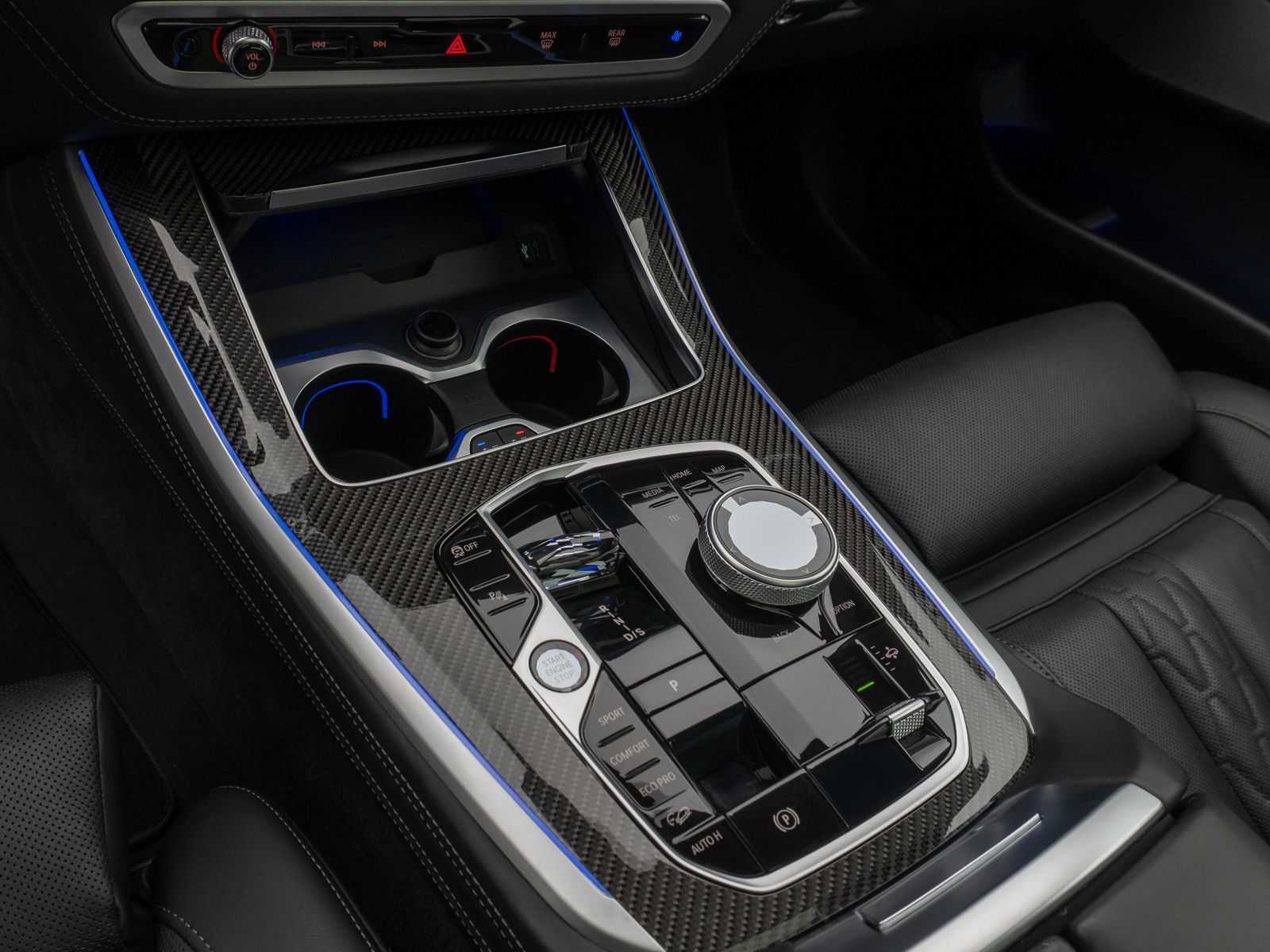 Fahrzeugabbildung BMW X5 M60i 360° HUD H/K SoftCl Panorama Sky Lounge