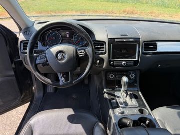Volkswagen Touareg - 11