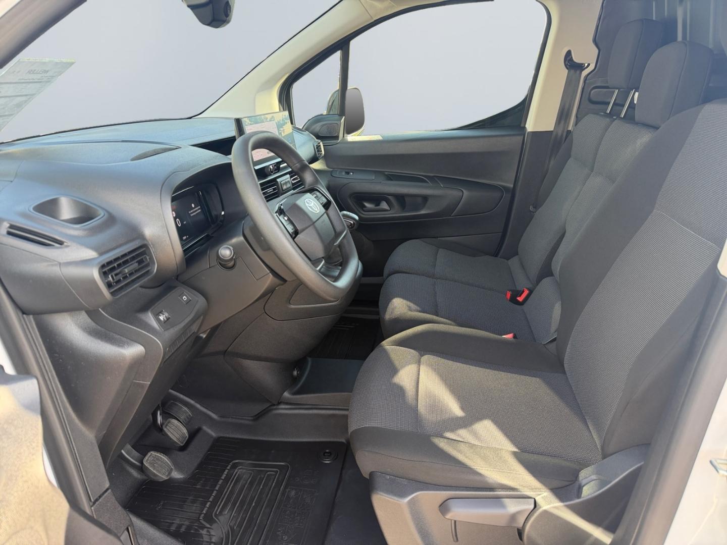 Toyota Proace City Verso Proace City 1.5 D-4D L1 Meister *CarPlay*Navi*PD, миниатюра 7