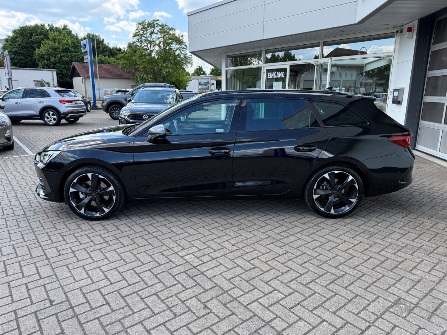 CUPRA Leon Sportstourer 2.0 TSI Garantie 4/29 Carplay - Image 2