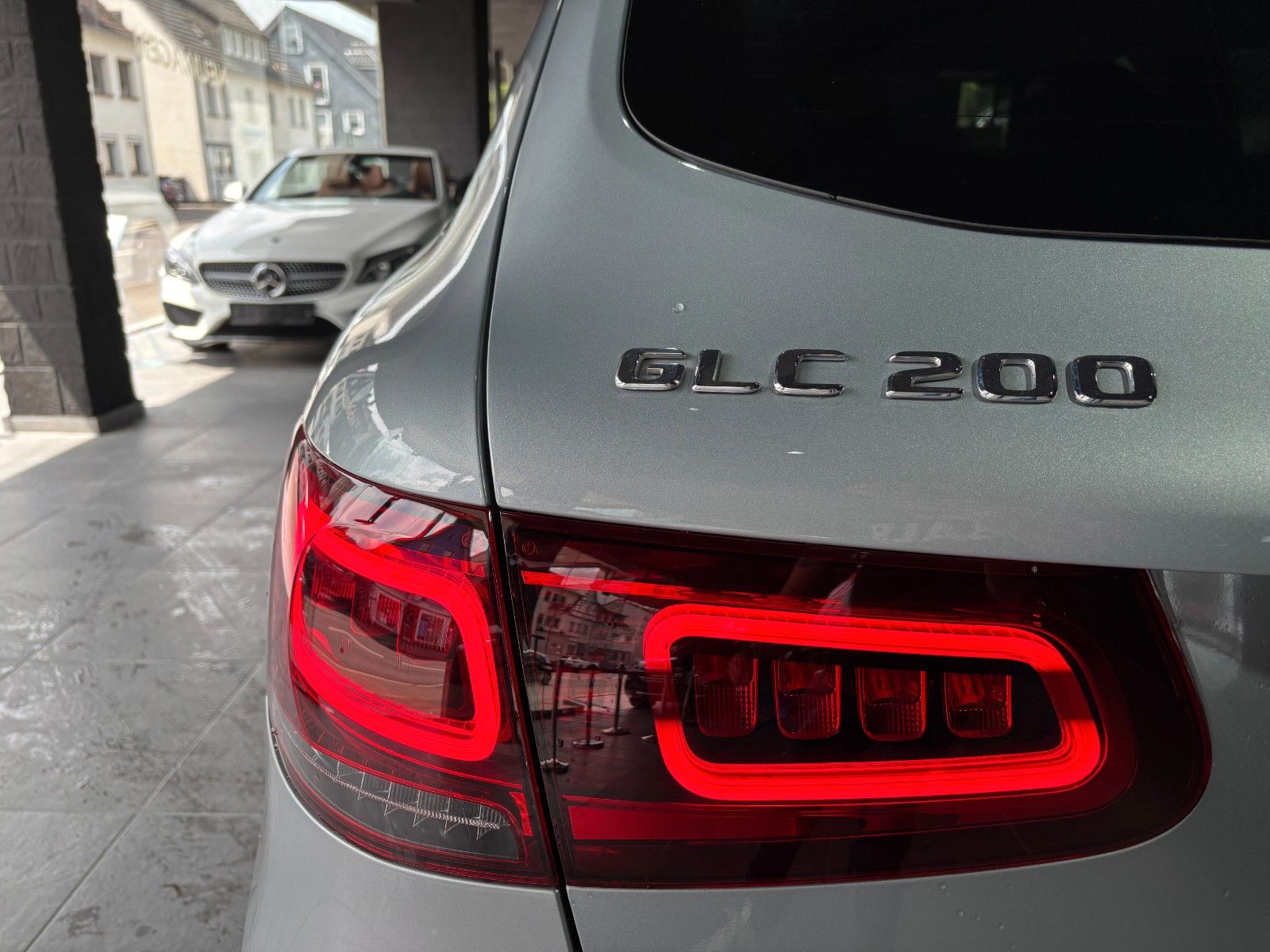 Fahrzeugabbildung Mercedes-Benz GLC 200 4Matic /MULTIMEDIA MBUX/KAMERA/SHZ