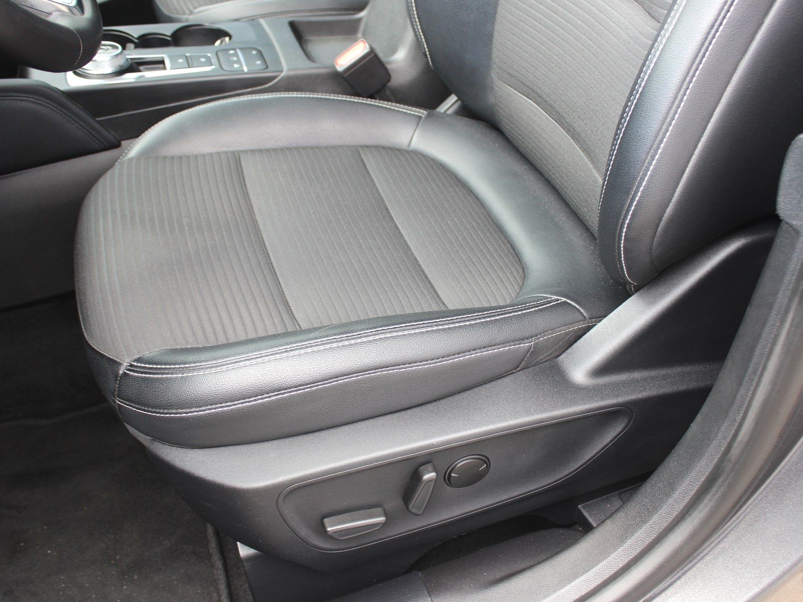 Fahrzeugabbildung Ford Kuga Titanium X 2,0 EcoBlue Start/Stopp