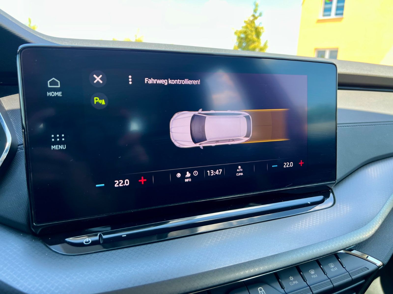 SKODA Octavia Combi Ambition AAC SHZ NAVI LED
