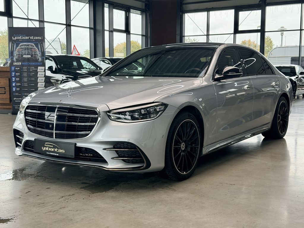Image of Mercedes-Benz S 580