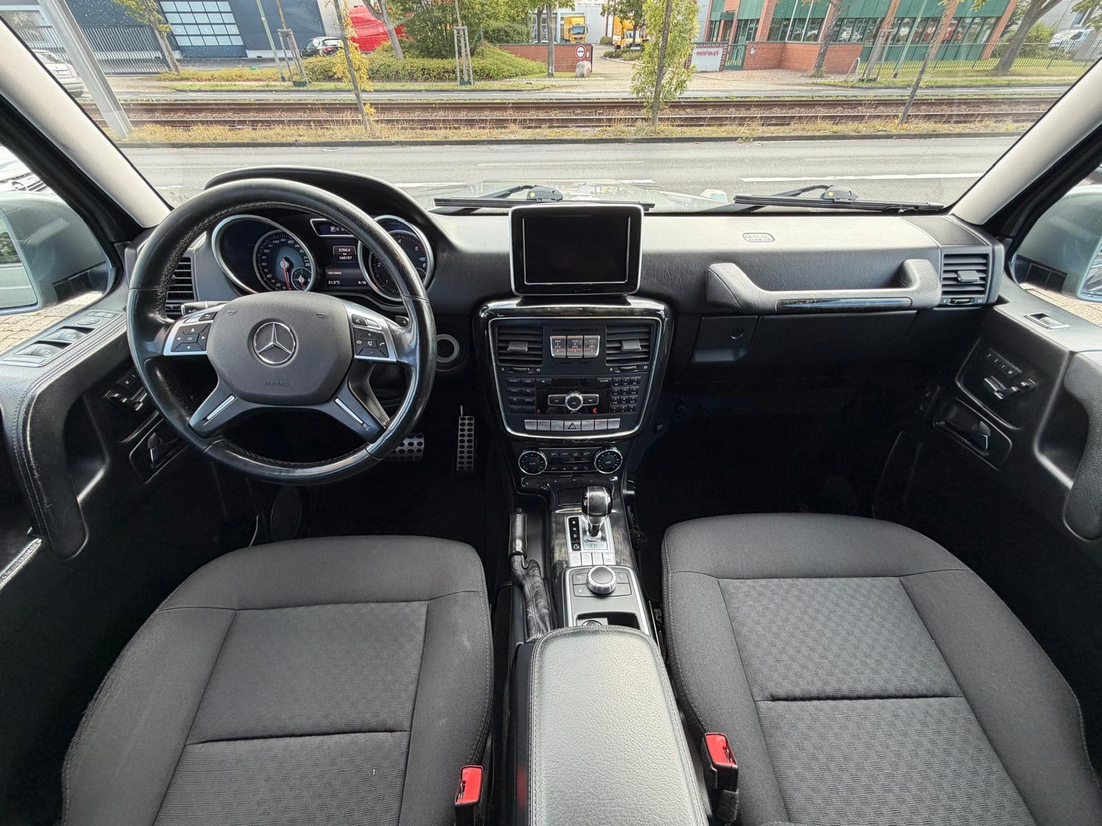 MERCEDES-BENZ G - 350 D - XENON - HARMANNKARDON - 245 CV