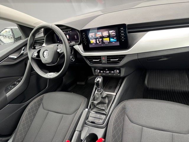 Fahrzeugabbildung SKODA Scala 1.5TSI DSG Selection +NAVI+RFK+SHZ+PDC+LED