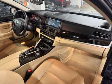 BMW 520 - 7