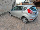 Ford Fiesta 1,25 60kW Trend Trend - Ford Fiesta: Silber