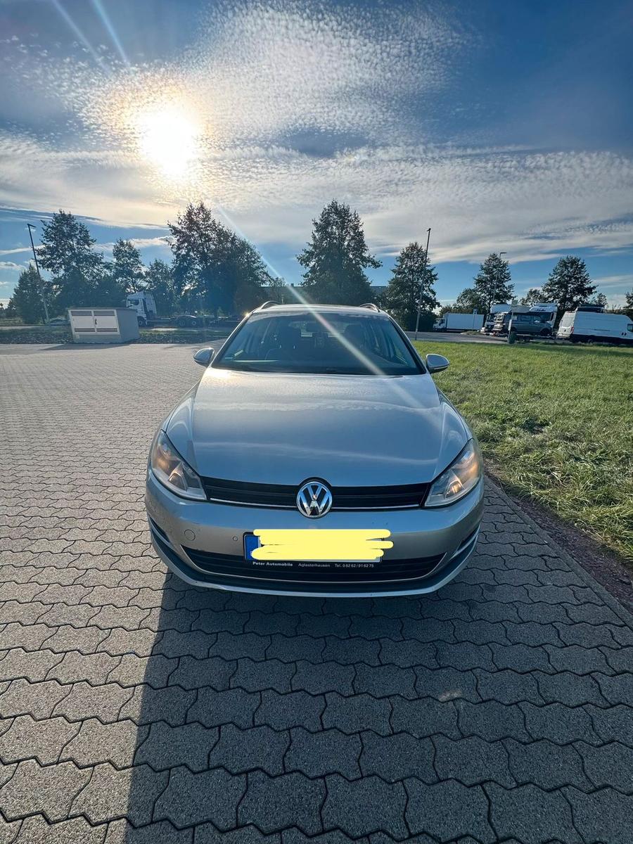 Volkswagen Golf 2013 — engine 105 HP (77kW)