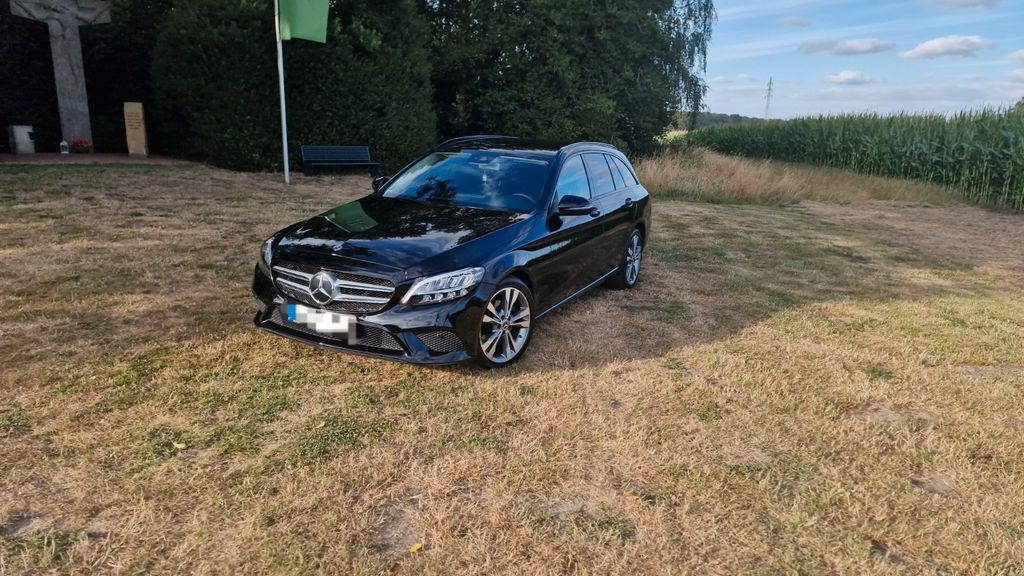 Image of Mercedes-Benz C 200