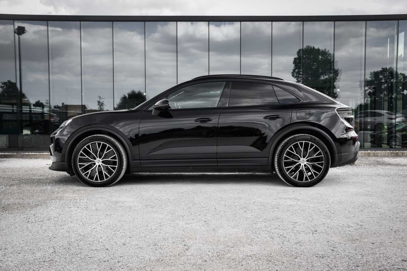 Porsche Macan 4 FULL Airsusp Bose Sportsound Head Up imagem 3