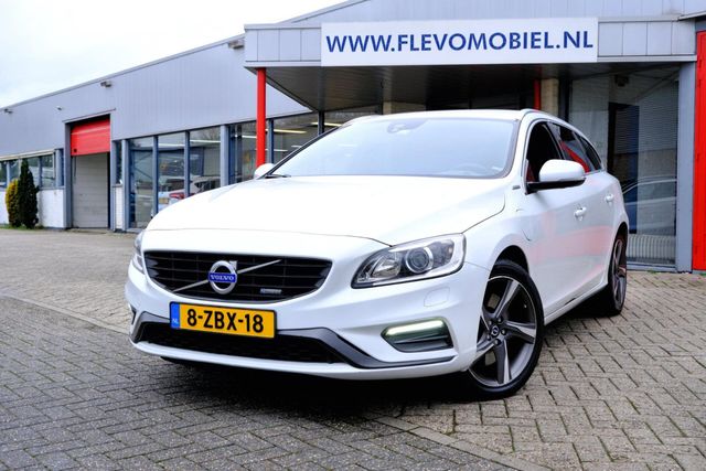 Volvo V60 2.4 D6 AWD Plug-In R-Design Aut. Xenon|Leder