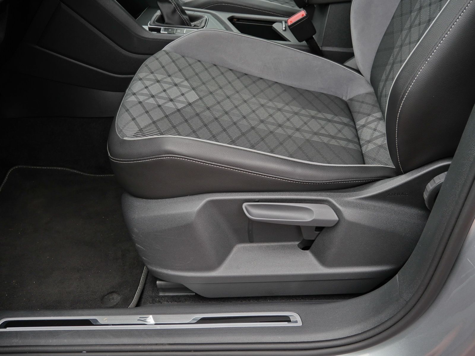 Volkswagen Tiguan - Bild 22
