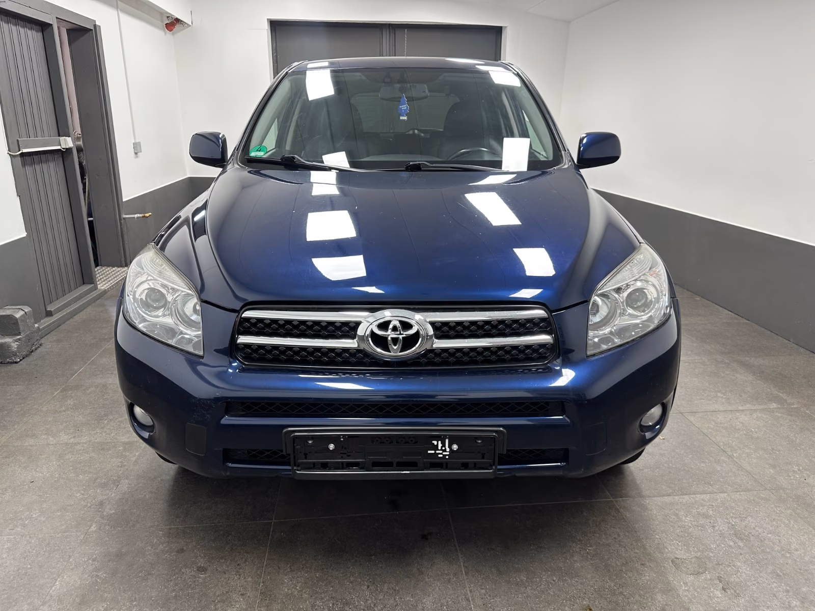 Toyota RAV4 Executive 2.2 D-CAT 177 ch 4x4 • Cuir • GPS • Caméra • Attelage