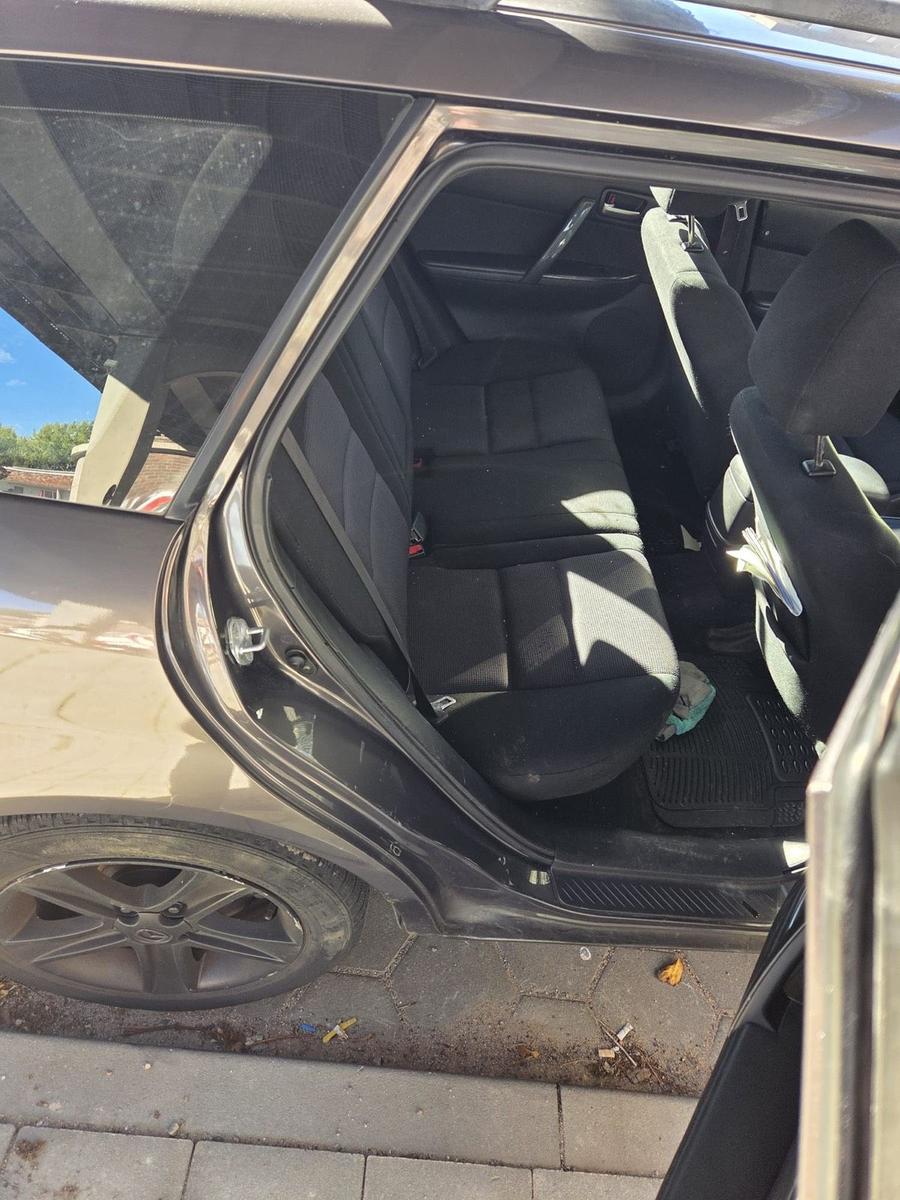 Mazda CX-5 2006 — interior
