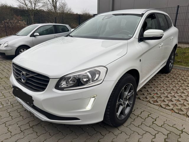 Volvo XC60 Ocean Race LEDER NAVI AUT CAM 1HD MEMORY