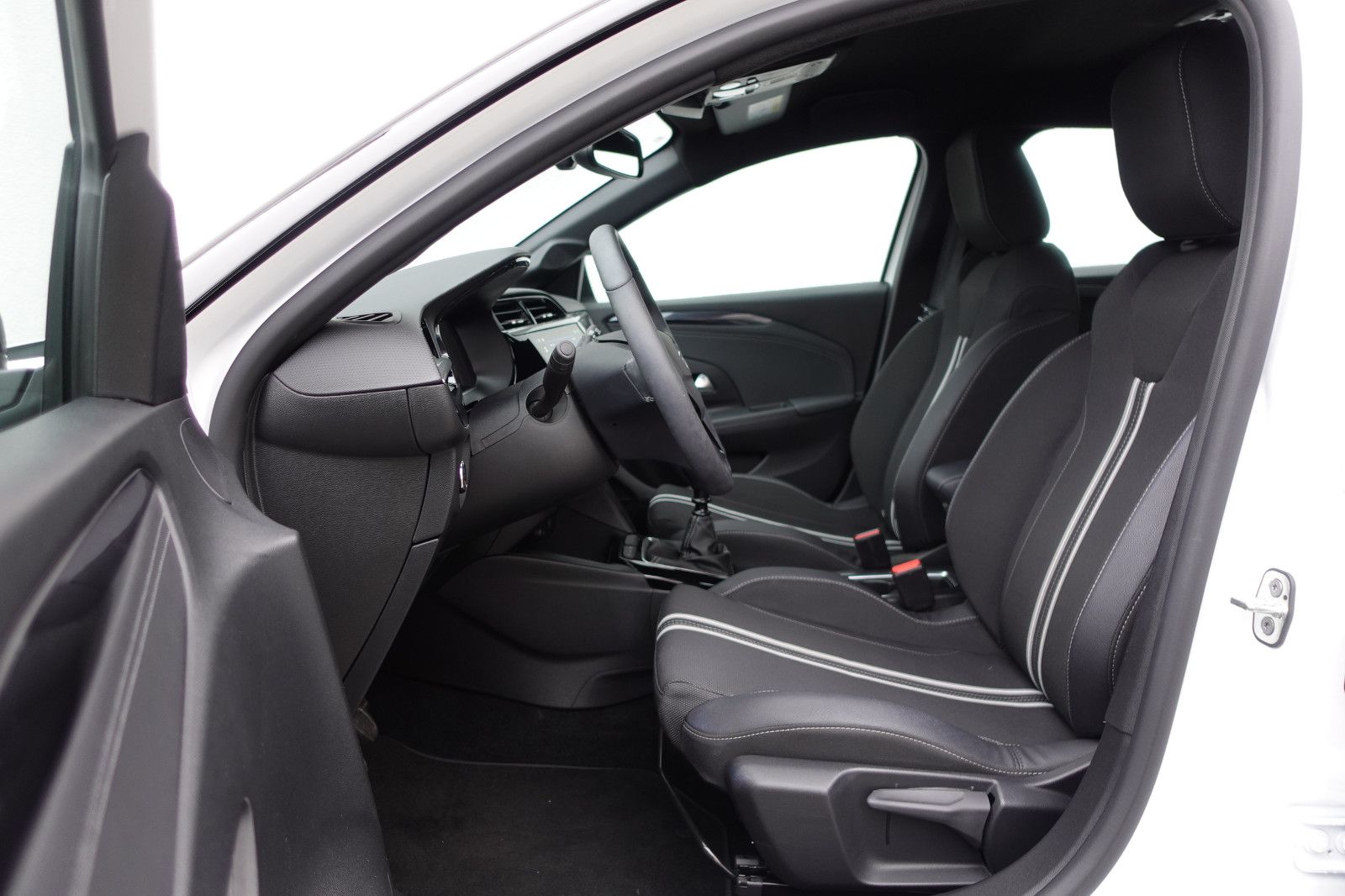 Fahrzeugabbildung Opel Corsa 1.2Turbo GS Allwetter,SHZ,LED,PDC,Kamera