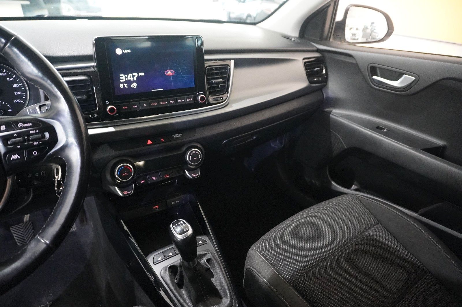 Fahrzeugabbildung Kia Rio 1.0 T-GDI SPIRIT 5-TÜR NAVI/LED/KAMERA/DAB+
