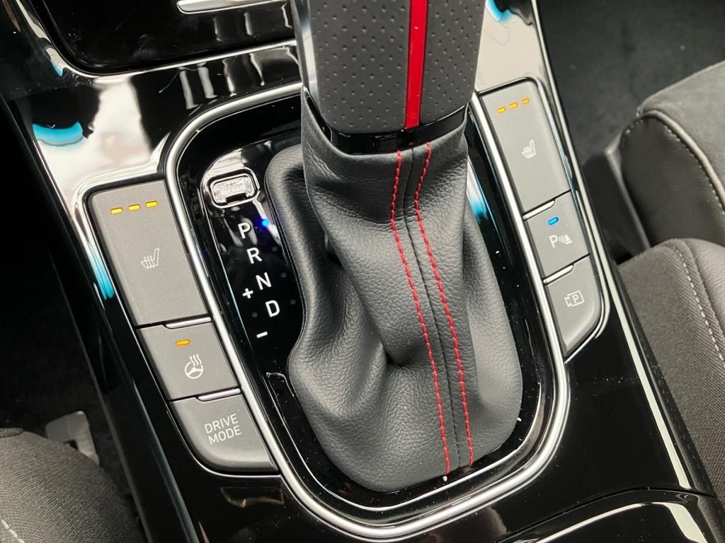 Fahrzeugabbildung Hyundai i30 Kombi 1.5 T-GDI 7-DCT N-Line Pano 2xKlima