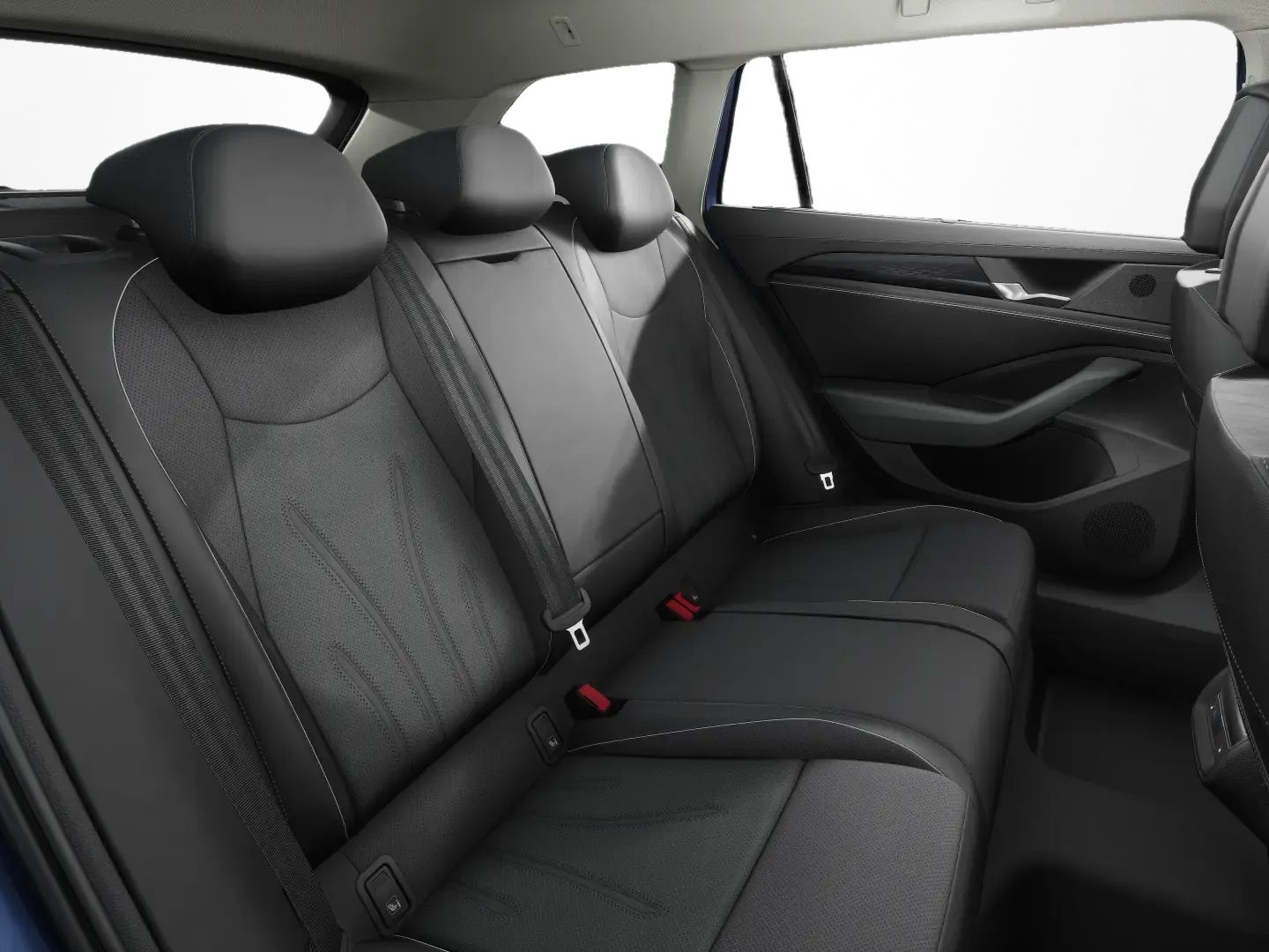 Passat 2.0 TDI 4M Elegance *AHK*STDHZG*LEDER*